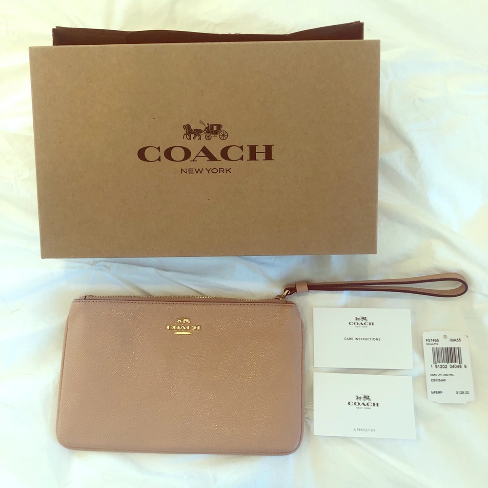 NWT Coach Wristlet